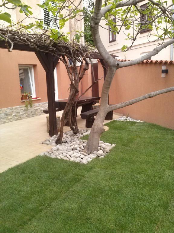 Karla Babic Apartamento Senj  Quarto foto